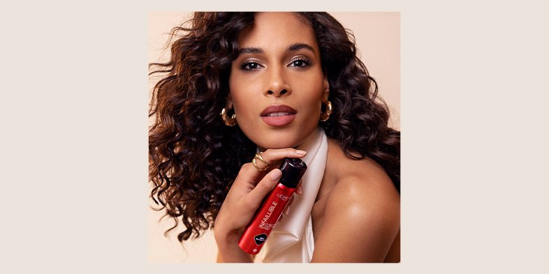 In Article Banner Sweat Proof Summer Makeup 01